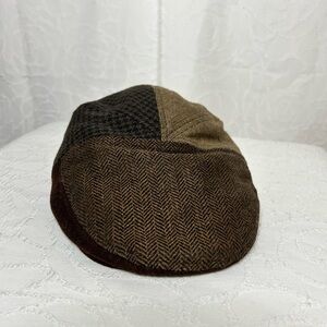 Black, brown, and tan Patchwork Newsboy Cap wool blend. Size M/L.